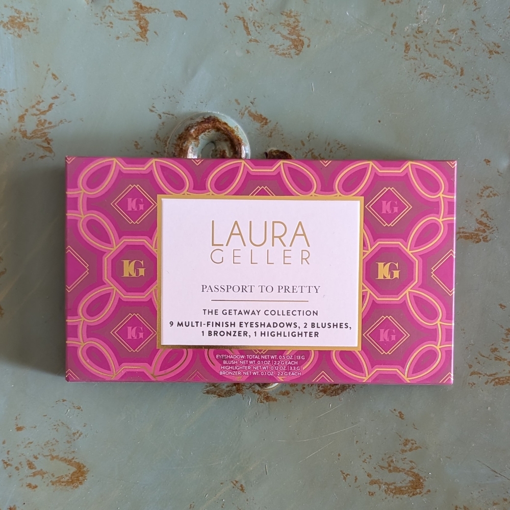 Laura Geller Passport To Pretty Makeup Set